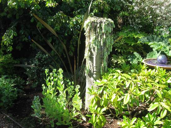 7-23 sculpture planter
